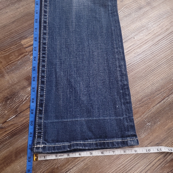 Miss Me Signature Boot Embroidered Flower Pockets Rhinestones Designer Jeans 32 - Picture 11 of 11